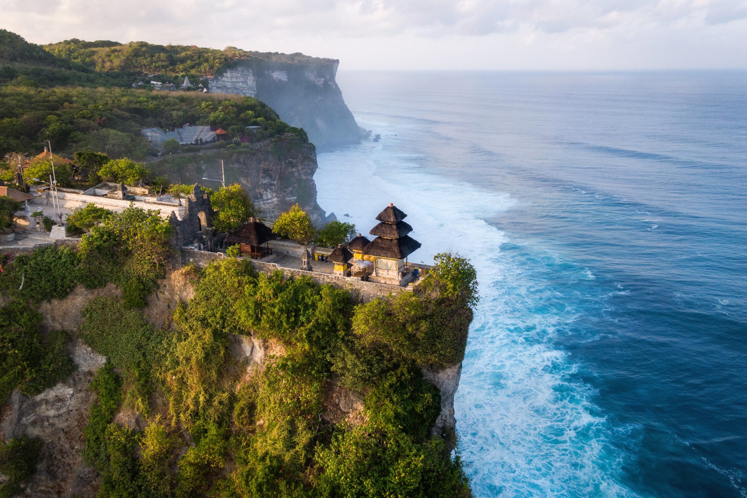 Surfing Bali Uluwatu Temple-min