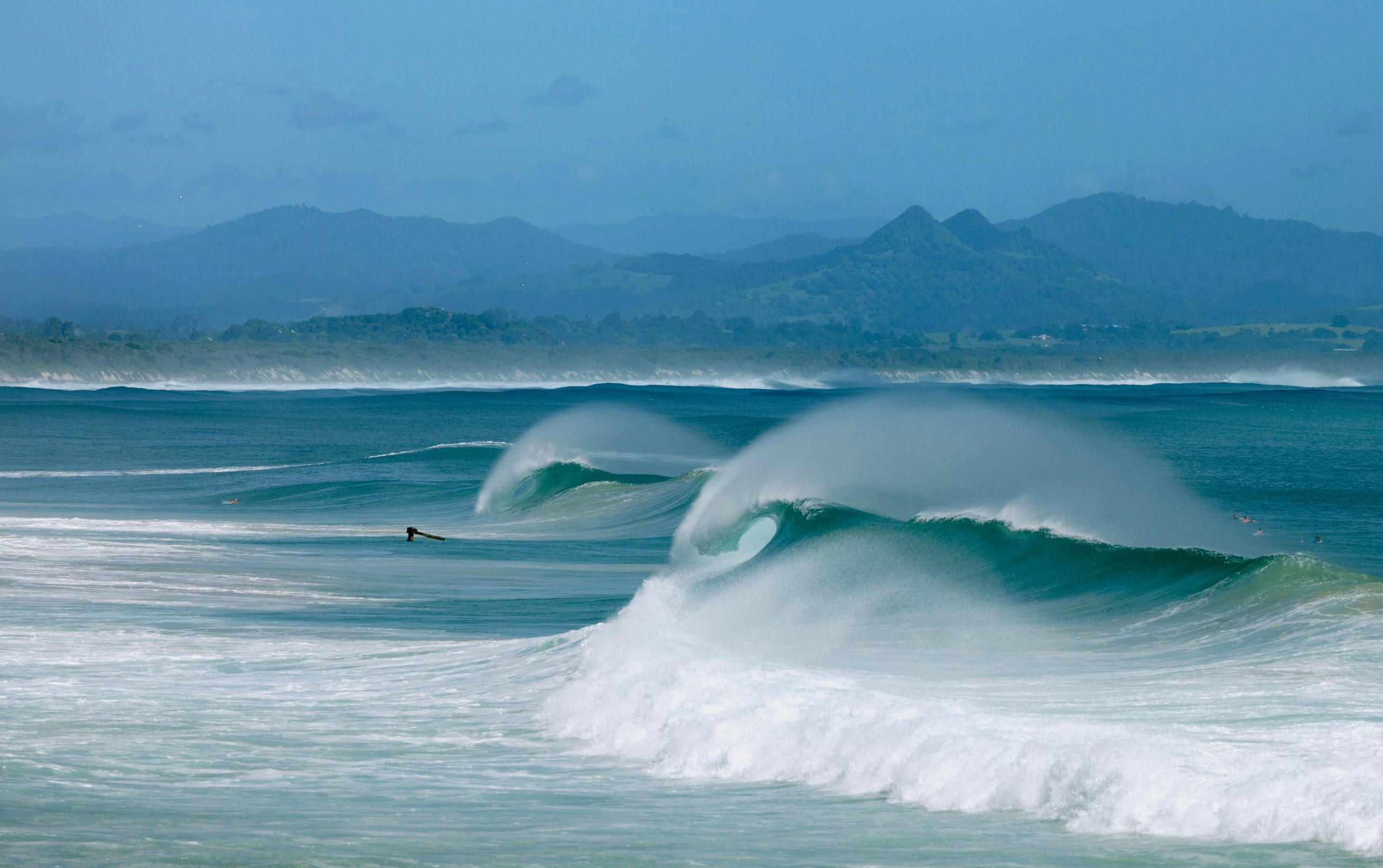 surfing spots in Byron Bay