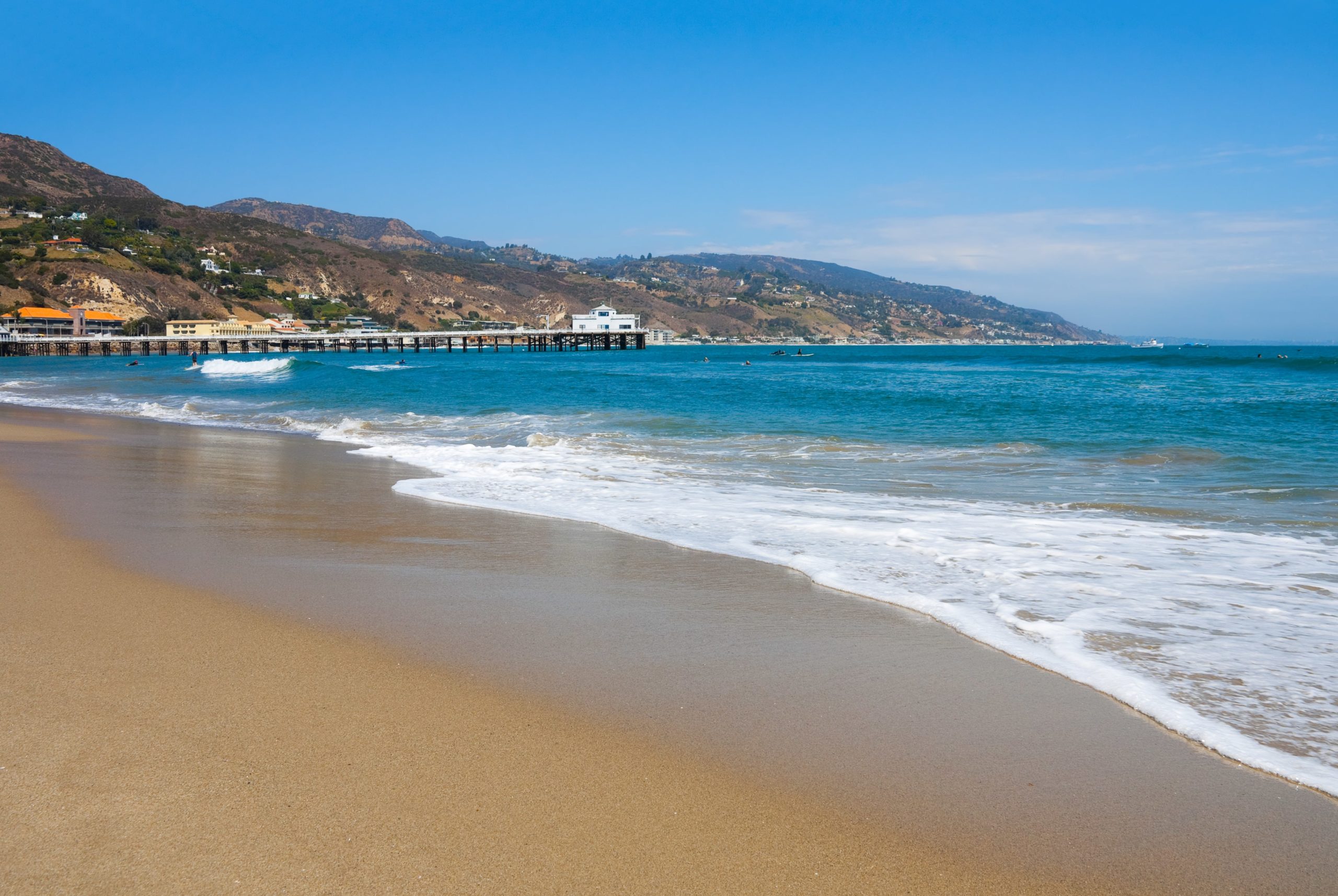 Surfing Malibu - surfrider beach