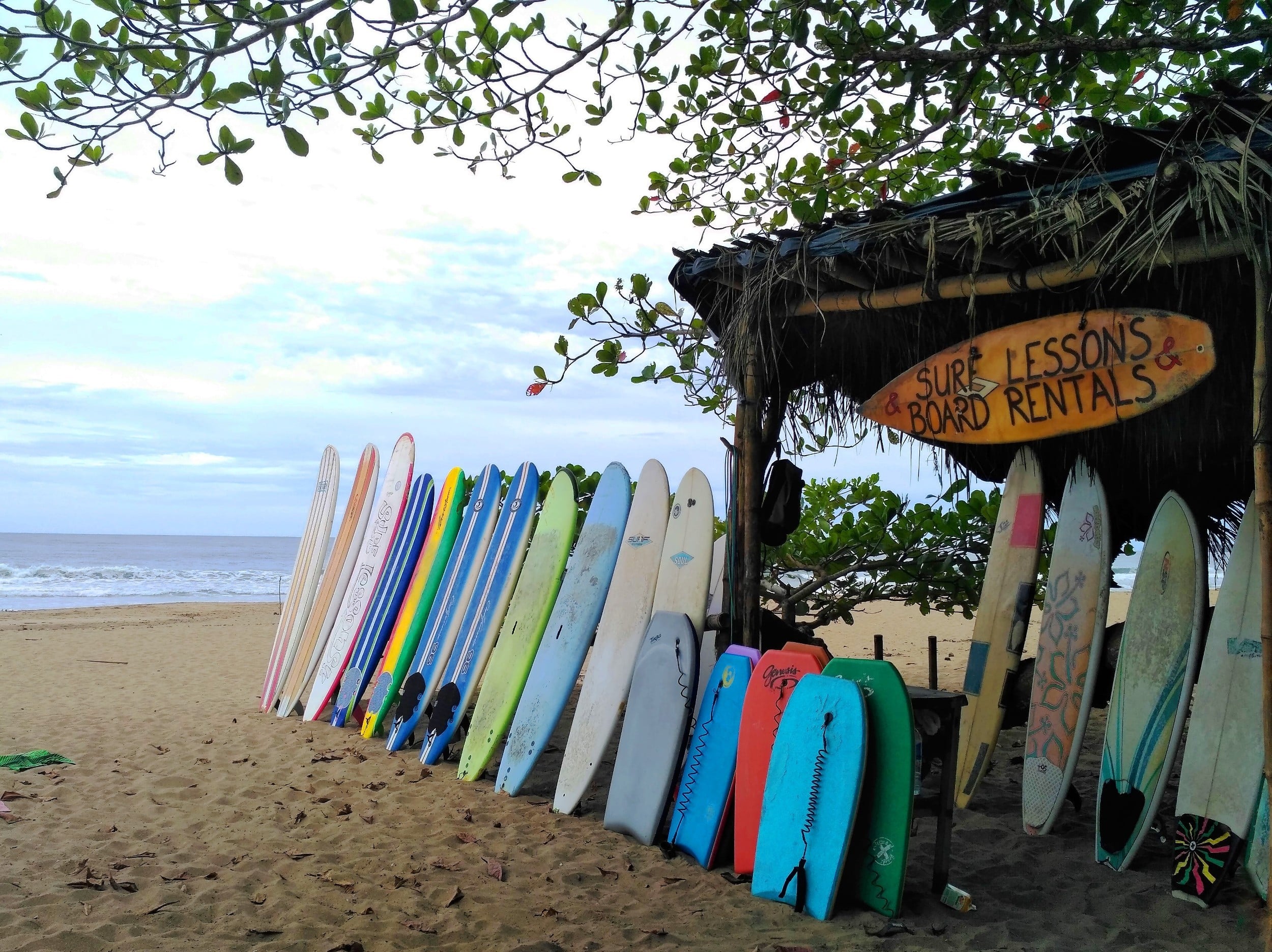 surfboard hire in Santa Teresa costa rica