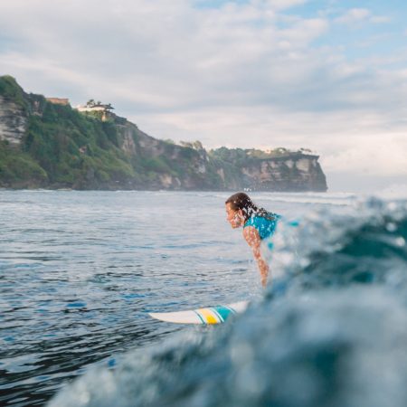Surfing Uluwatu in Bali