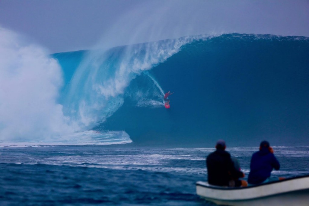 surf spots fiji