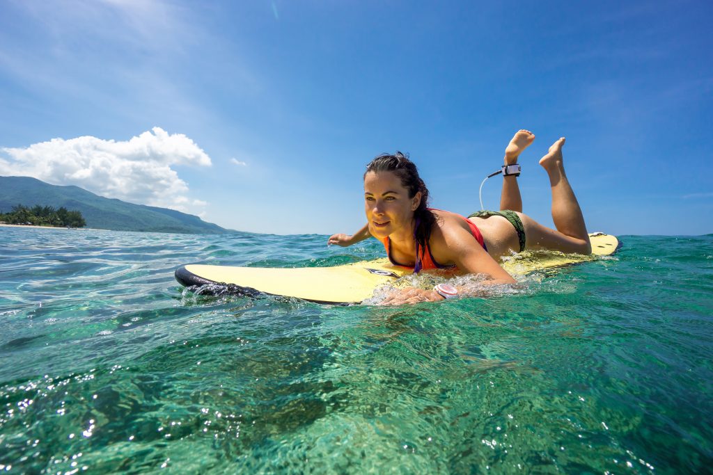 maui surf spots for beginners