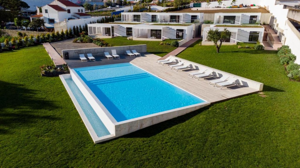 luxury villas in Ericeira