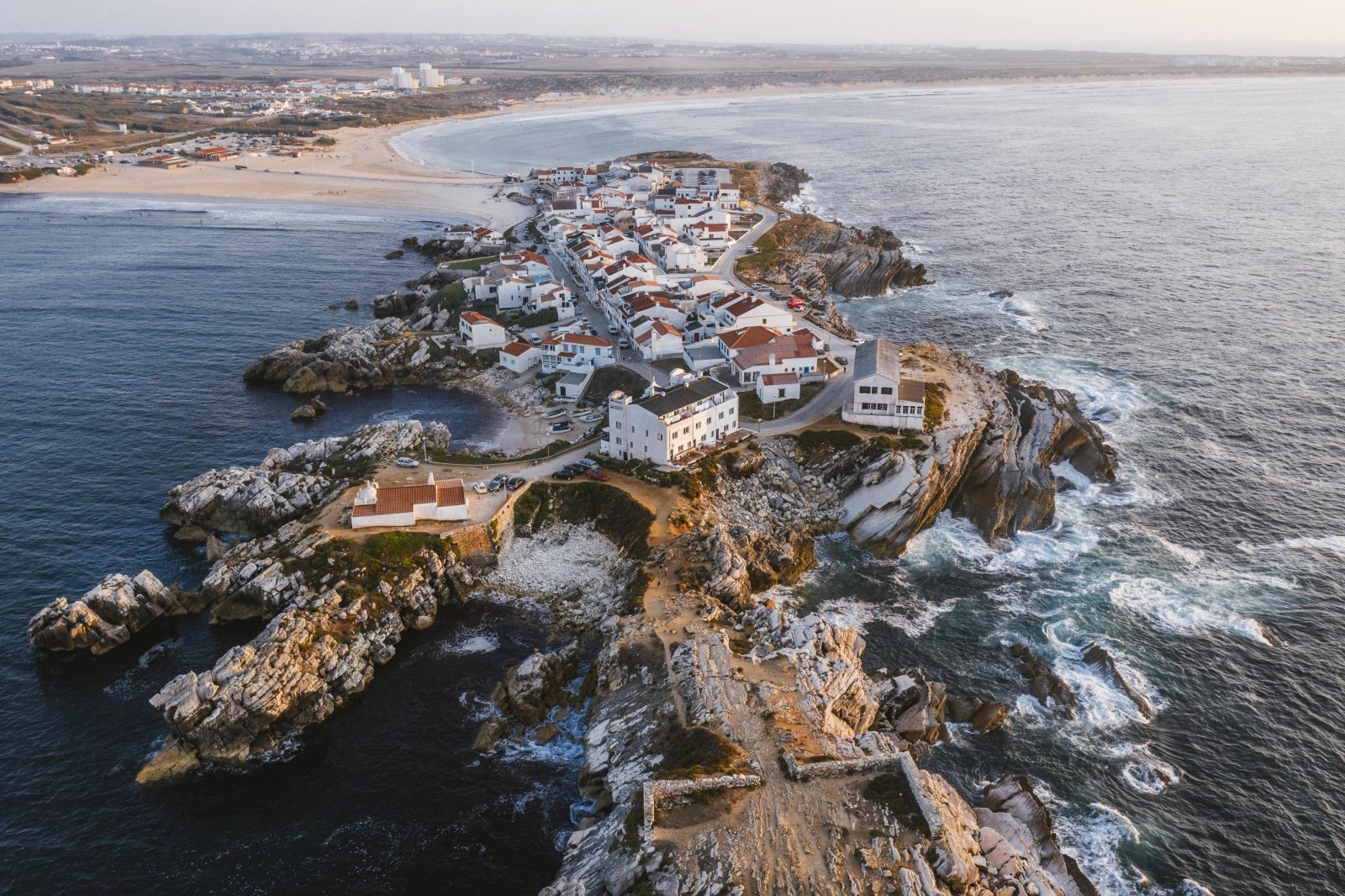 Surfing Peniche