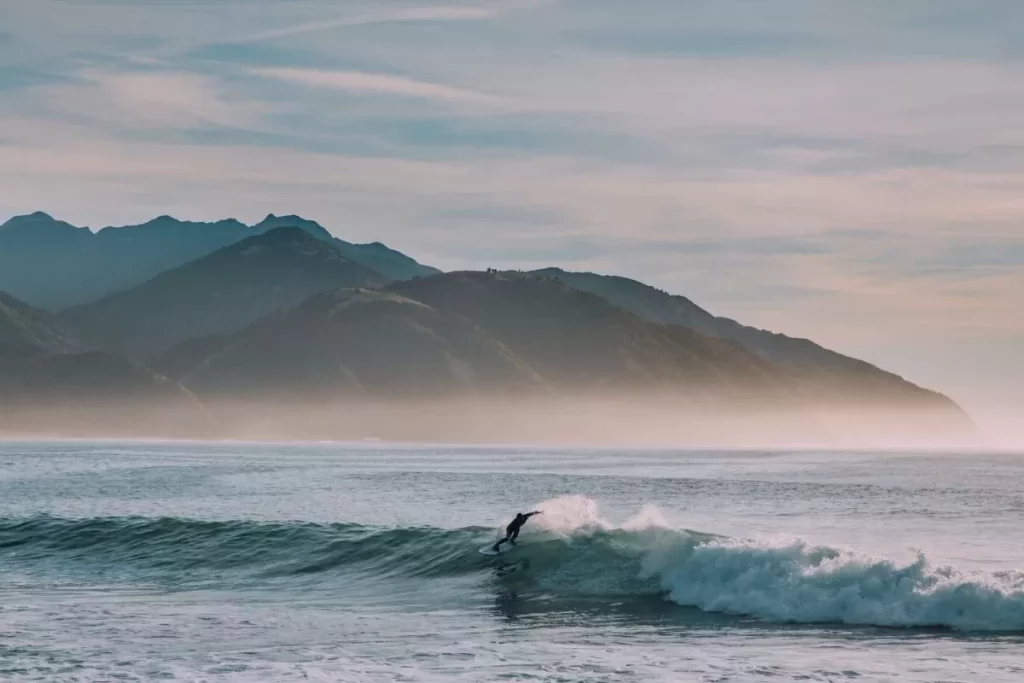 surfing New Zealand
